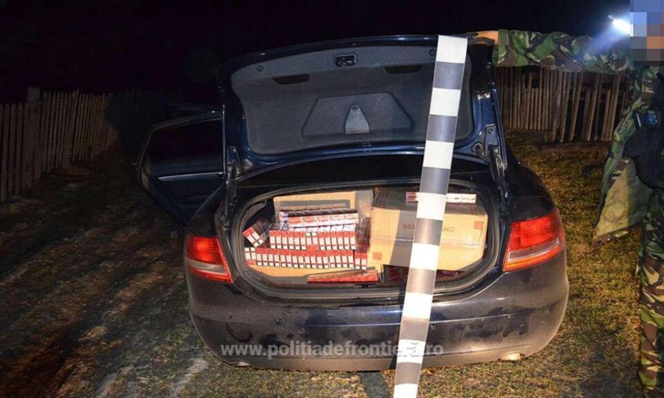 Țigările au fost ridicate în vederea confiscării, iar autoturismul a fost indisponibilizat în vederea continuării cercetărilor