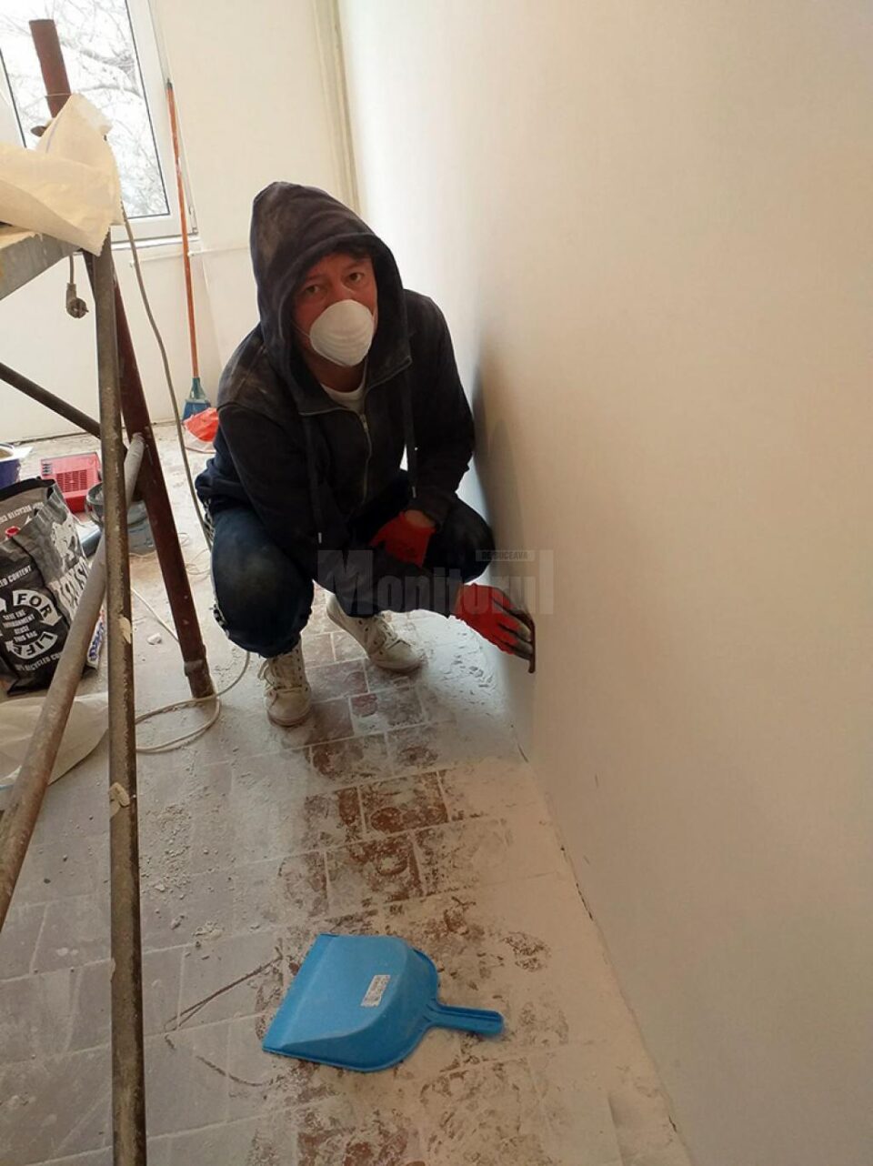 Secția de Chirurgie a Spitalului Municipal Câmpulung Moldovenesc, reabilitată de voluntarii Asociației „Licuricii fericiți” Secția de Chirurgie a Spitalului Municipal Câmpulung Moldovenesc, reabilitată de voluntarii Asociației „Licuricii fericiți”