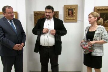 Expoziția „Pagini de artă românească”, vernisată vineri, la Muzeul de Istorie