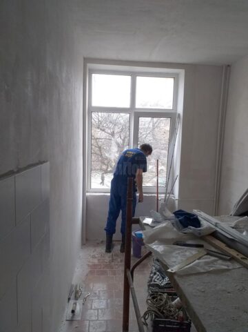 Secția de Chirurgie a Spitalului Municipal Câmpulung Moldovenesc, reabilitată de voluntarii Asociației „Licuricii fericiți”