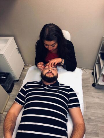 O tânără suceveancă și-a deschis un salon de înfrumusețare în Norvegia și caută colegi pentru a-și dezvolta afacerea