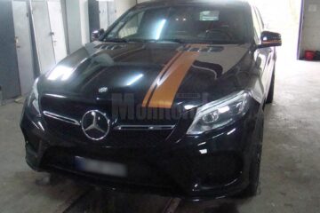 Autoturismul Mercedes căutat Germania, depistat la Siret