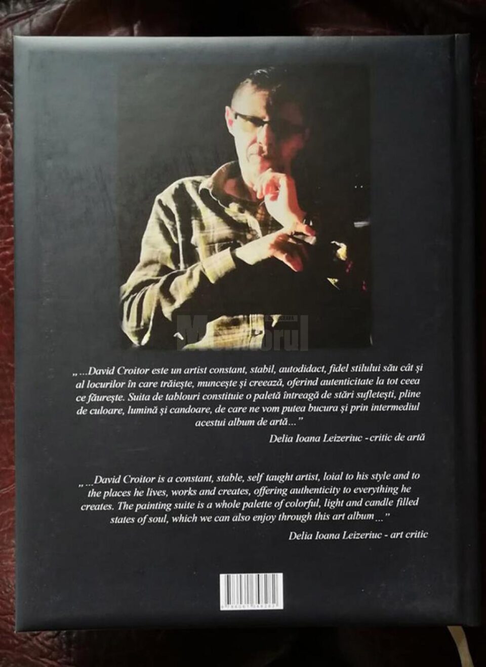 Vernisajul expoziției „Portal către amintiri...”, semnată de artistul dornean David Croitor, la Casa de Cultură "Platon Pardău"