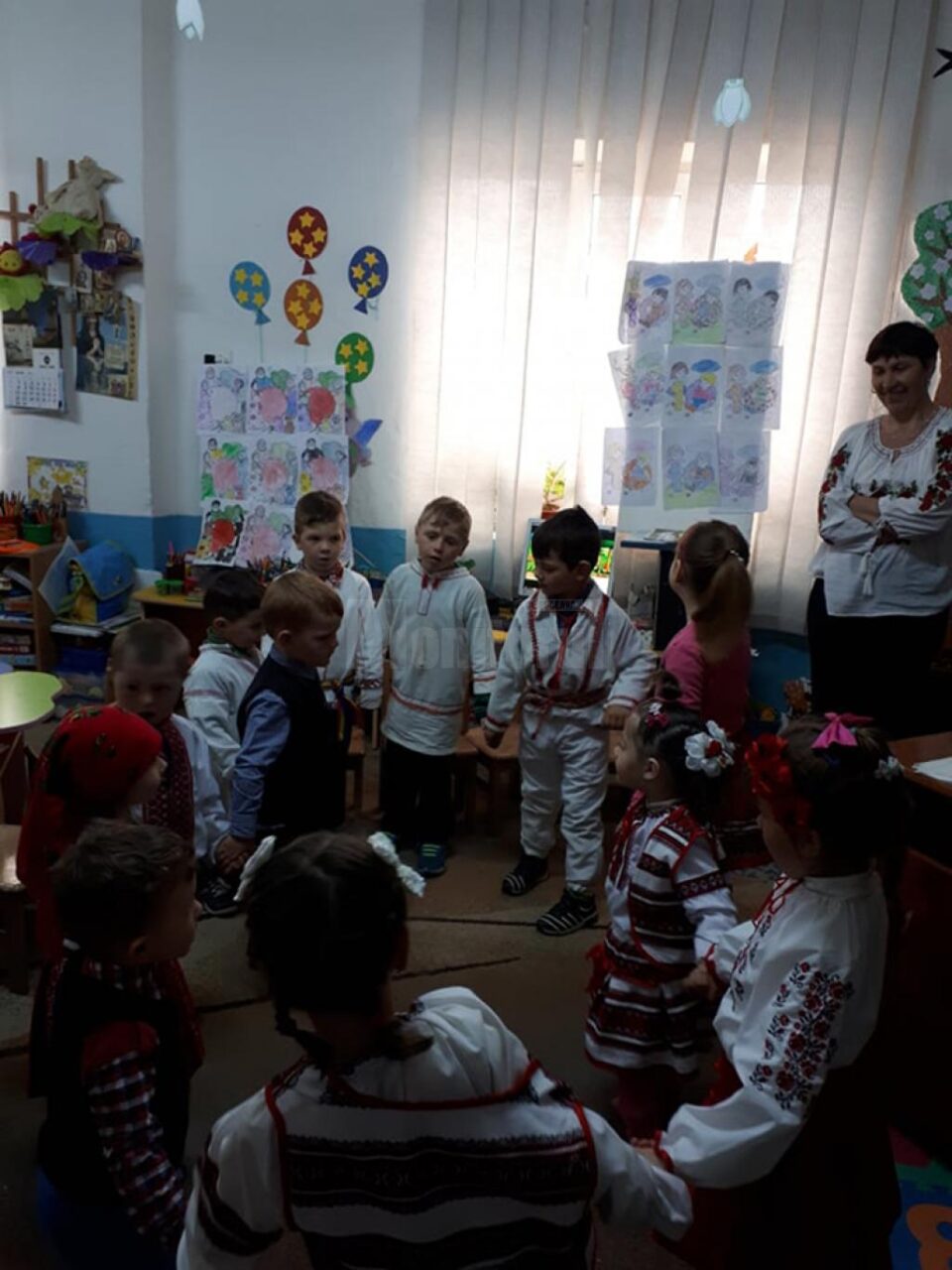 Campania județeană de voluntariat „Bucuria de a dărui”