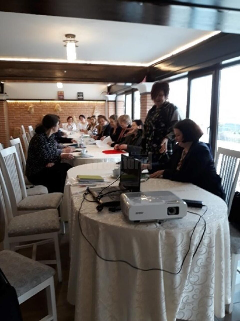 Sesiune de comunicări și referate, la Grădinița ,,Stejărelul” Cajvana