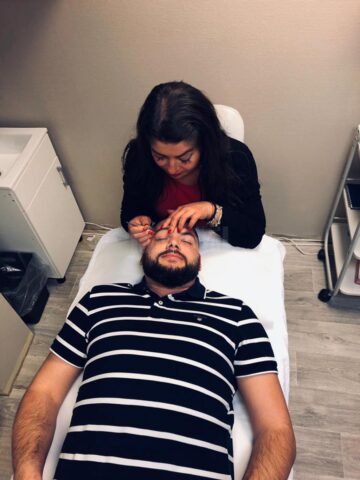 O tânără suceveancă și-a deschis un salon de înfrumusețare în Norvegia și caută colegi pentru a-și dezvolta afacerea