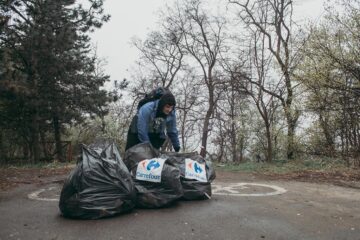 Campanie de ecologizare a zonei Zamca