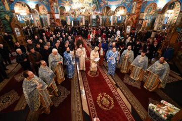 Liturghie arhierească la catedrala din Gura Humorului