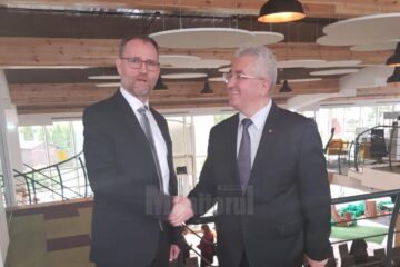 Carsten Rasmussen, șeful Unității pentru România în cadrul DG Regio al CE, la discuții cu primarul Sucevei