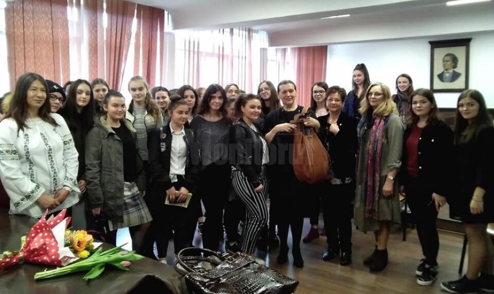 Doina Lavric-Parghel, la Colegiul Național ”Mihai Eminescu” Suceava