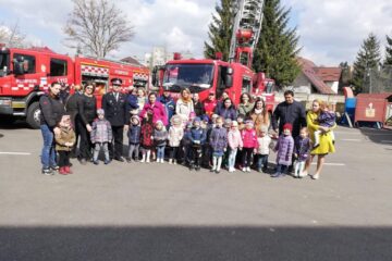 Preșcolarii de la Grădinița Nr. 8 Suceava, în vizită la ISU, la Observatorul Astronomic și muzeele sucevene