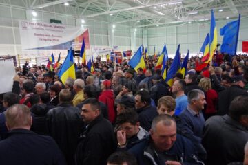 Câteva mii de oameni au fost alături de Liviu Dragnea