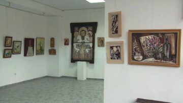 „Lumina Credinței”, expoziție care poate fi vizitată în această perioadă la Galeria „Ion Irimescu” Suceava