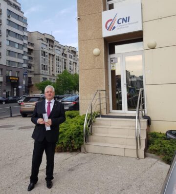 Primarul Ion Lungu, alături de Klaus Iohannis la lansarea celei de-a treia cărți