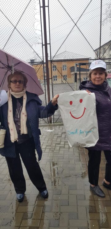 Darurile adunate în cadrul campaniei „Coșul cu zâmbete” au ajuns la elevii Școlii profesionale speciale Câmpulung Moldovenesc