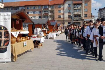 Târgul de Paște al meșterilor populari, deschis de sâmbătă pe esplanada Casei de Cultură Suceava
