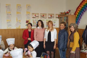 Maricela Cobuz a participat la o campanie pentru promovarea nutriției organizată la Școala Gimnazială Nr.3 Suceava