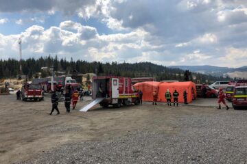 Desfășurare de forțe ISU Suceava în Pasul Mestecăniș, în timpul exercițiului