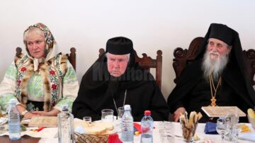„Poeziile Măicuței”, volum lansat în Duminica Floriilor, la Mănăstirea Voroneț