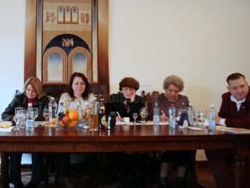 „Poeziile Măicuței”, volum lansat în Duminica Floriilor, la Mănăstirea Voroneț