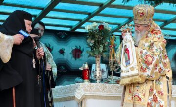 Sute de credincioși din țară, din Ucraina și Republica Moldova, la hramul Mănăstirii Voroneț