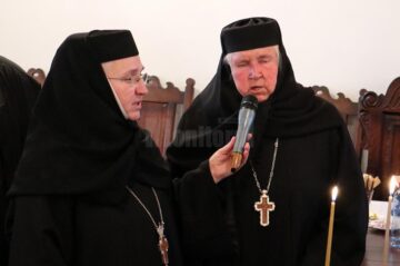 Stavrofora Gabriela Platon, stareța Mănăstirii Voroneț, și stavrofora Irina Pântescu