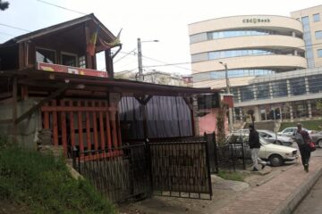 Barul spart de hoțul care a sunat la 112