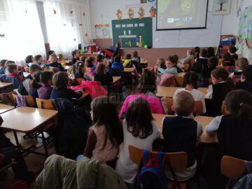 Parteneriat educațional între școlile „Miron Costin” și „Mihail Sadoveanu”