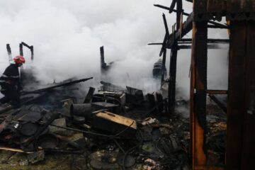 Focul este foarte puternic