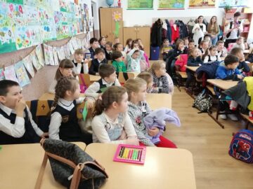 Parteneriat educațional între școlile „Miron Costin” și „Mihail Sadoveanu”
