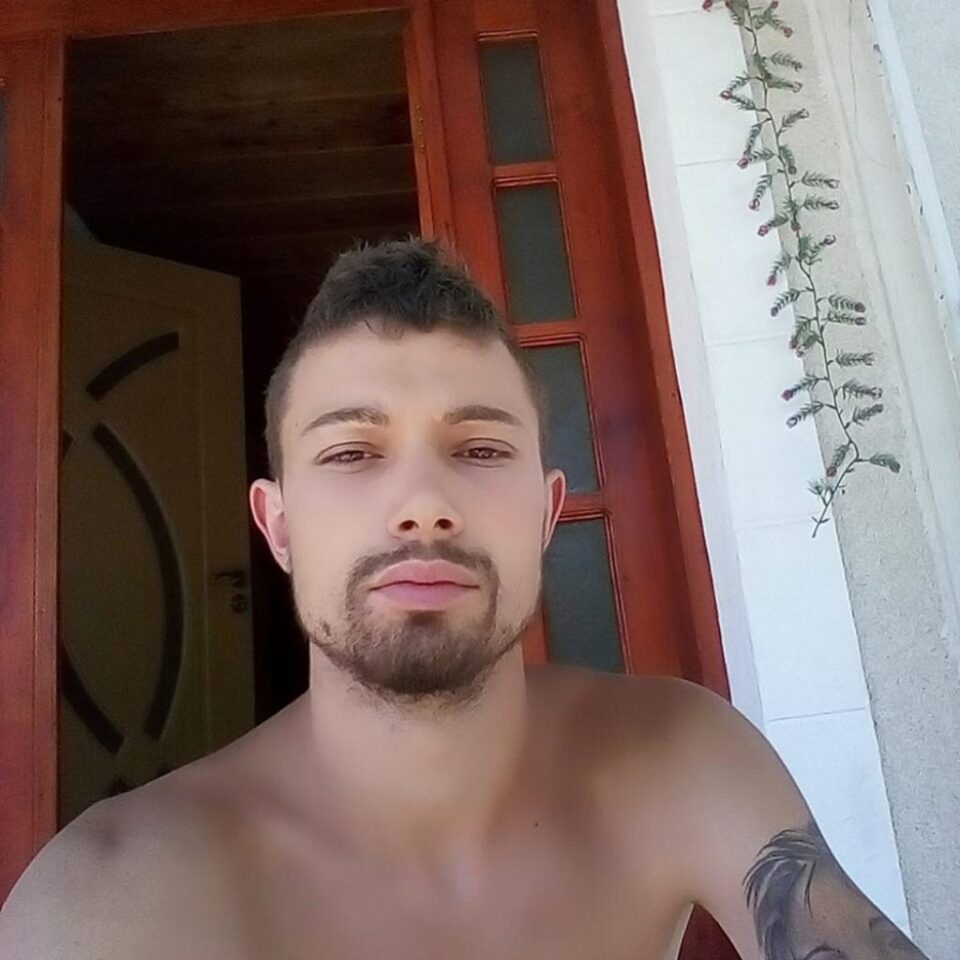 Vasile Crainiciuc, tânărul de 25 de ani pe numele căruia a fost emis mandat de arestare preventivă