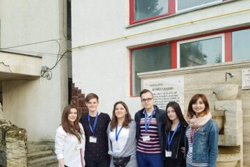 Lotul județean, alături de prof. Ancuța Norocel și prof. Maria Ciobîcă