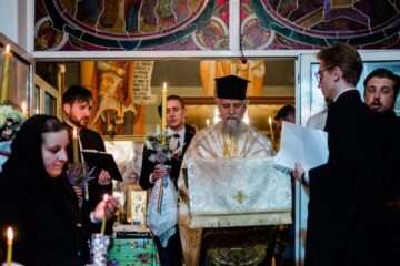 Hram de Izvorul Tămăduirii și de Sf. Efrem cel Nou, la Biserica din curtea Spitalului Vechi din Suceava