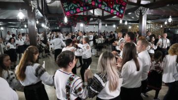 Prima ediție a Balului huțanilor, la Vatra Moldoviței