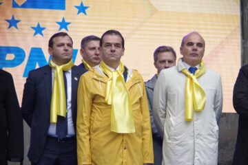 Miting liberal cu câteva mii de oameni, „pe vreme rea pentru vremuri mai bune”