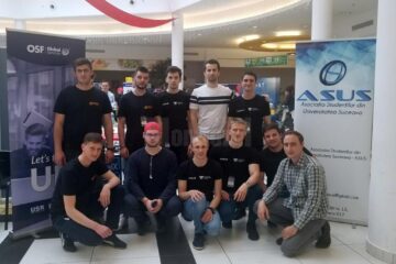 Studenții premiați la Oradea