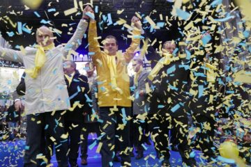 Miting liberal cu câteva mii de oameni, „pe vreme rea pentru vremuri mai bune”