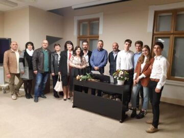 Rafinament, emoție, muzică, la prima expoziție personală a artistei Marina Pișta