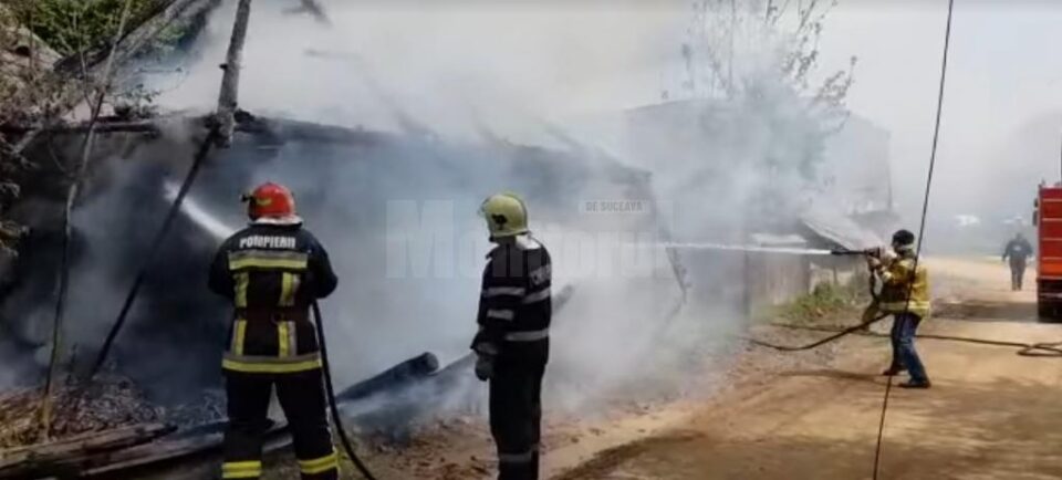 Gospodărie afectată de un incendiu izbucnit de la o țigară aprinsă