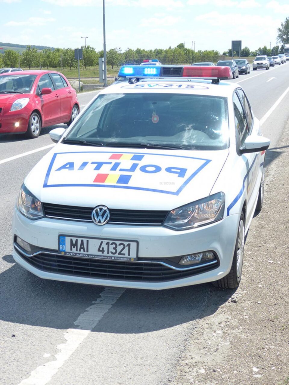 Polițiștii au plecat în urmărirea motocicletei Polițiștii au plecat în urmărirea motocicletei