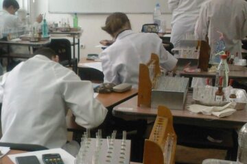 Olimpiada de Biologie FOTO www.gorjeanul.ro