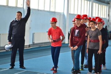 Trofeul ”Prietenii Pompierilor”, disputat într-o competiție organizată sâmbătă, la Suceava