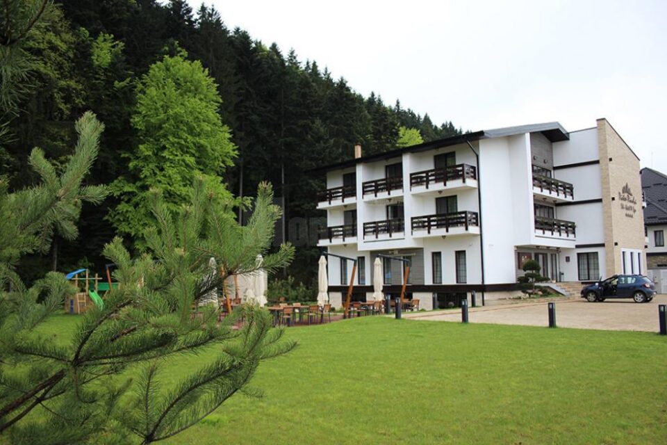Pensiunea Piatra Pinului – confort, relaxare și bun-gust, în inima Bucovinei