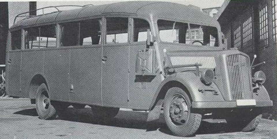 Autobusul