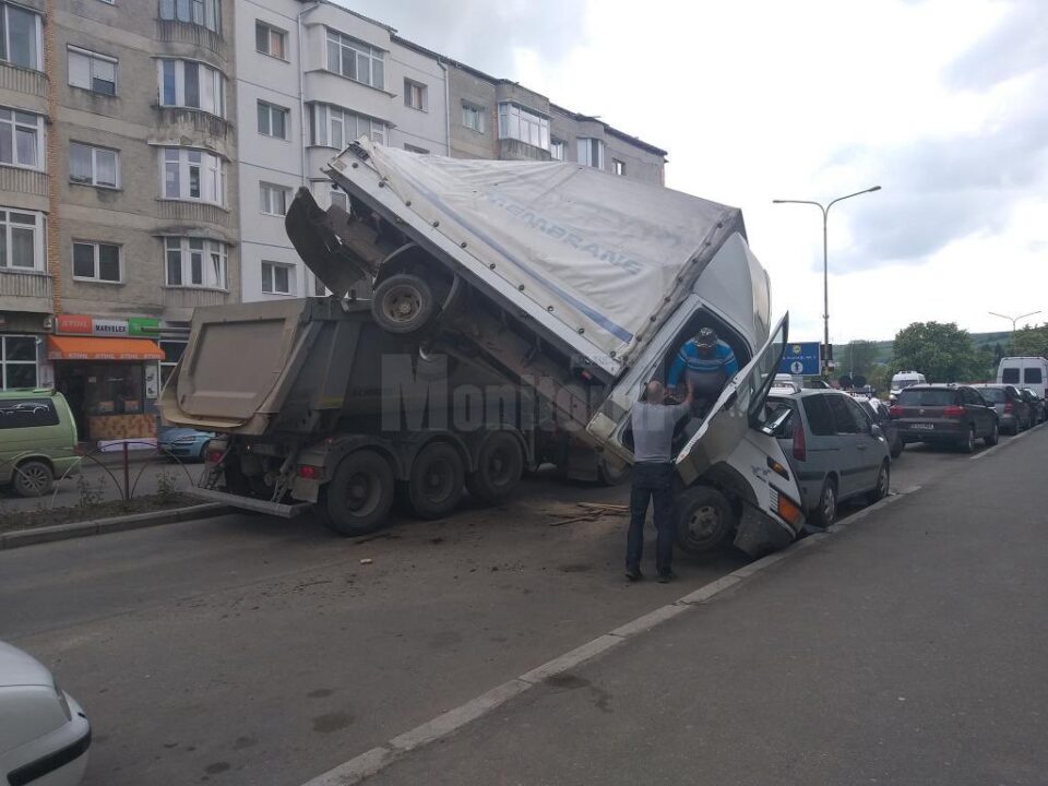 Autoutilitară suspendată
