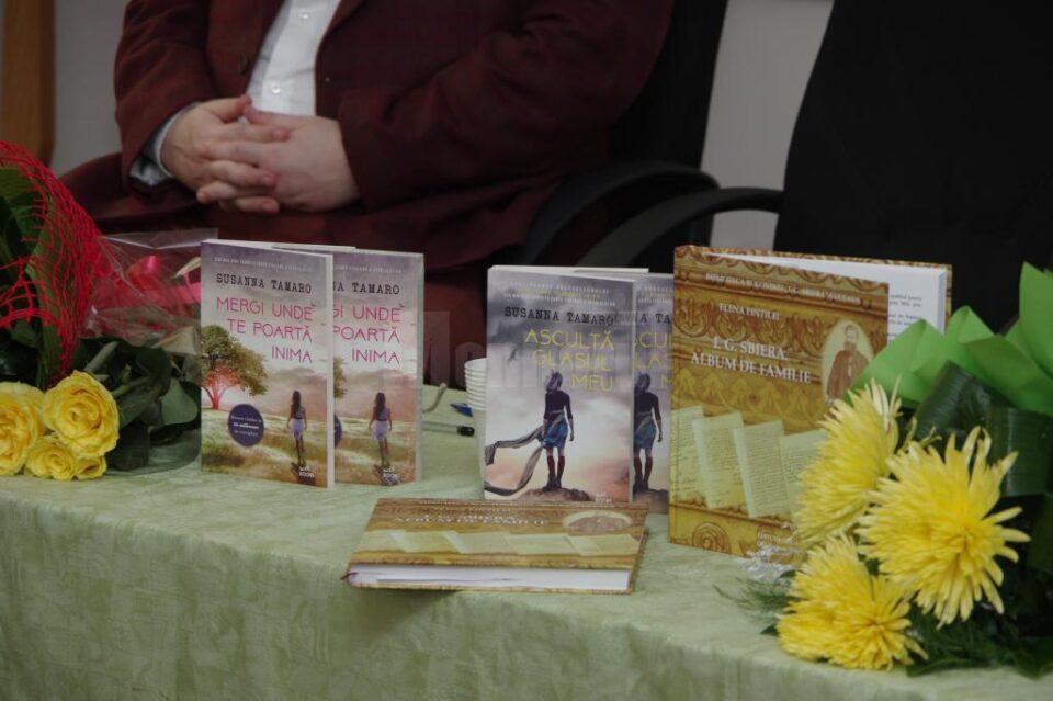 O călătorie prin lumea cărților și a autorilor bucovineni, la Salonul Literaturii Române din Bucovina