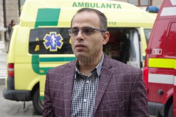 Acțiunea „Fii conștient, nu dependent” a adunat joi sute de tineri în centrul municipiului Suceava