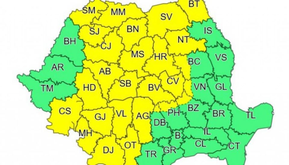 Cod galben de furtuni în Suceava și alte 26 de județe, până marți dimineață