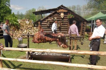 Stânele i-au așteptat pe turiști cu cele mai bune produse tradiționale