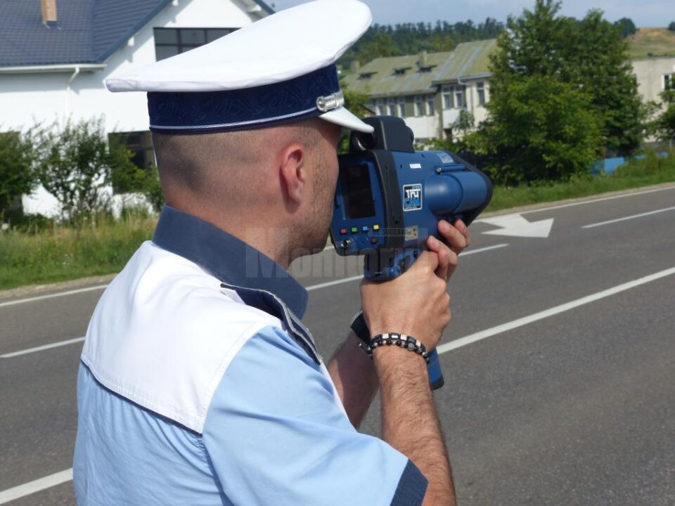 Efectul noii legi se va resimți mai degrabă în cazul celor cinci radare pistol, pe care polițiștii le vor putea folosi tot doar din mașini inscripționate